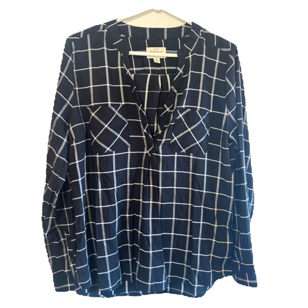WEATHERPROOF VINTAGE BLACL AND WHITE PLAID LONG SLEEVES  SIZE LARGE